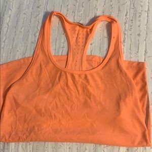 workout tank